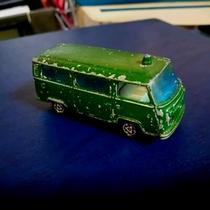 Miniature Majorette N°244 – Fourgon Volkswagen Ambulance 1/60 – France – Occasion