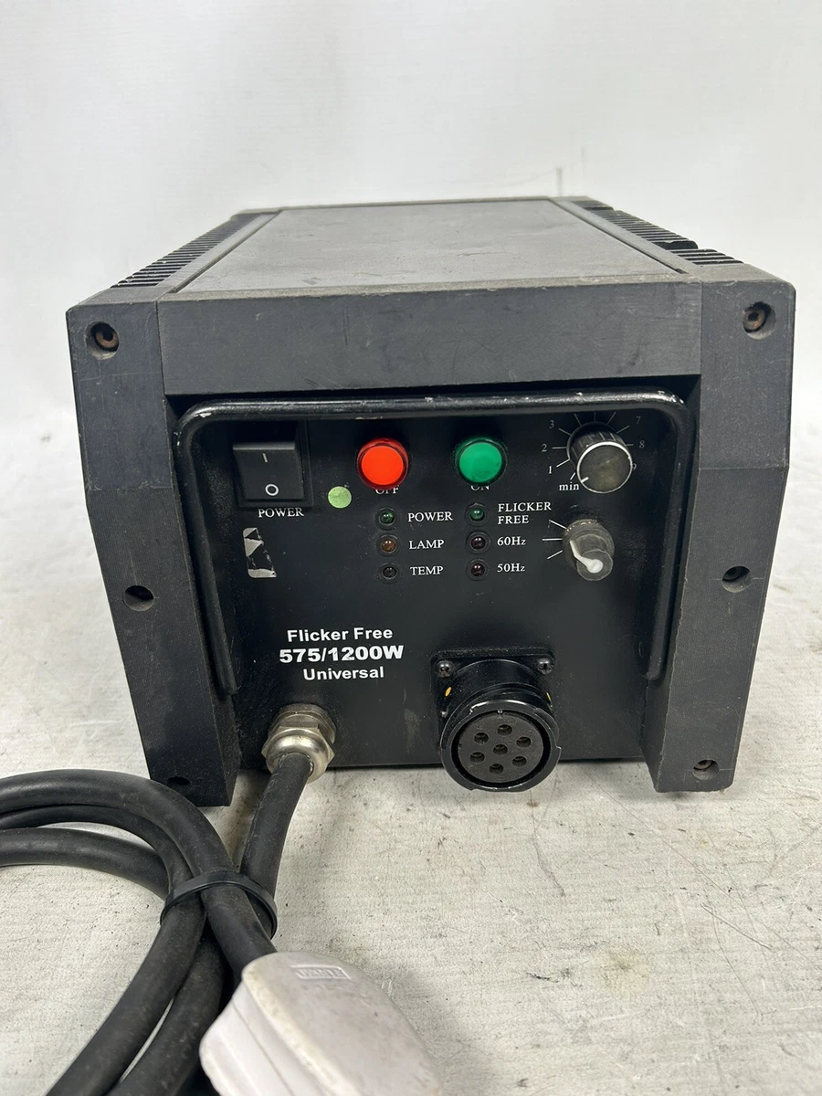 Projecteur ARRI Arrisun 12 Plus 1200W HMI – Avec Ballast ARRI 1200CB – Occasion