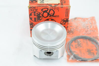 Pistons complete with rings Alfa Romeo Alfa Sud III Maggi. Ø 80 + 0.6 Alfa 795096