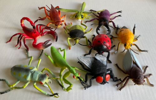 Lot of 11 Big Animal Insects Plastic Realistic Figures Toys