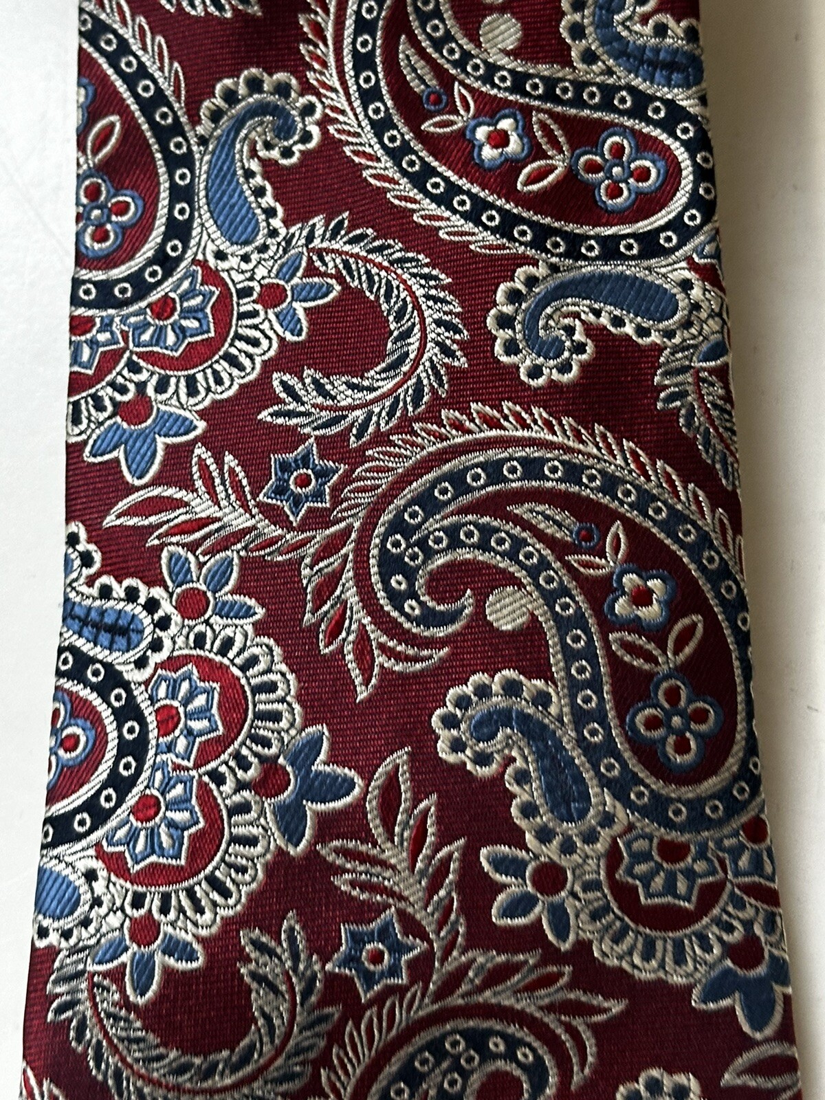 Vintage Tommy Hilfiger Men's Neck Imported Italian Silk, Made in USA, Paisley