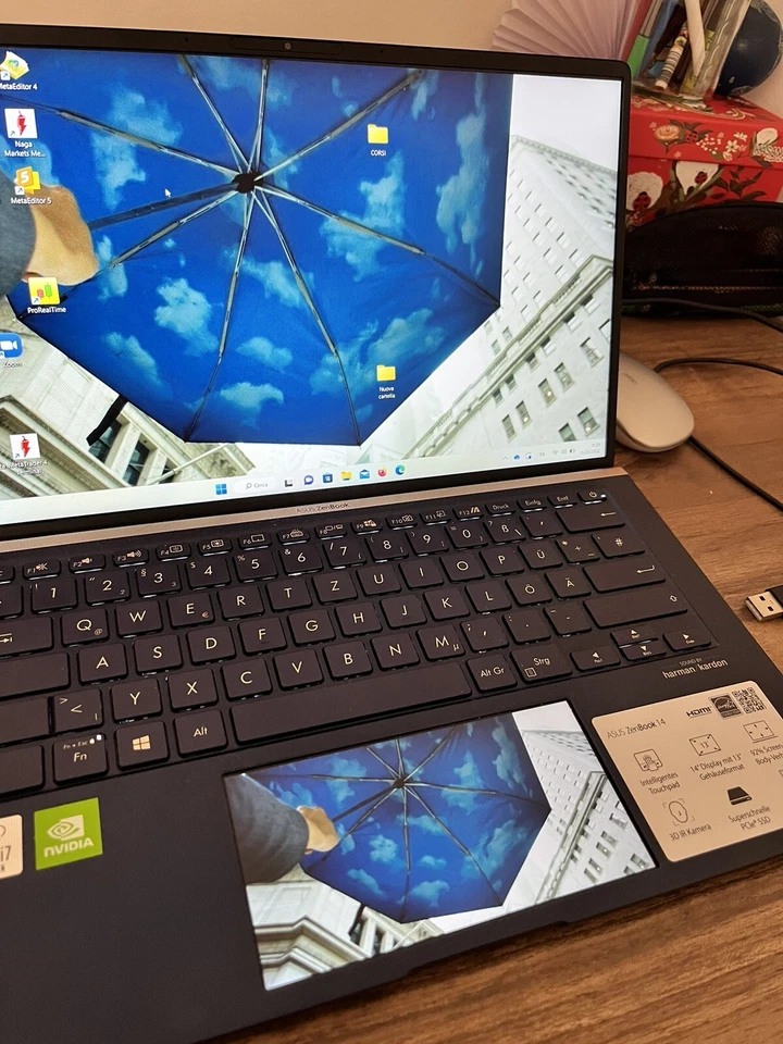 ASUS Zenbook UX434FLC 14” FHD/Intel i7-10510U / 16GB RAM / 512GB SSD/GeForce MX2 - Immagine 2 di 4