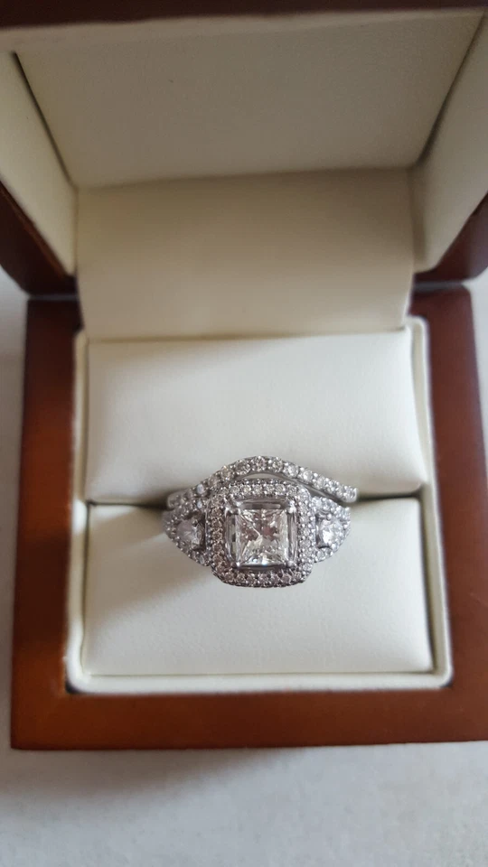 anillo de compromiso platino diamante alianza de boda Foto 3 de 4