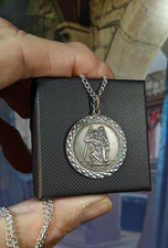 St Christopher Vintage Hallmarked Sterling Silver 26mm Pendant Boxed. 58cm chain