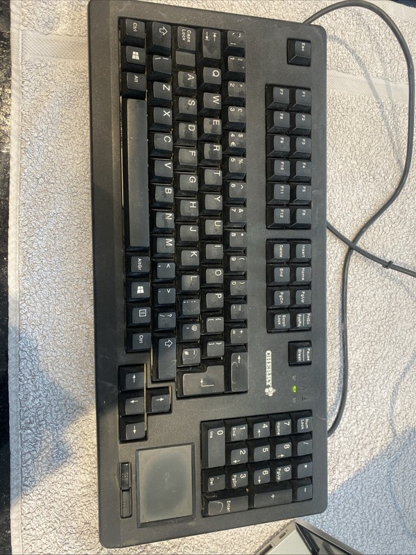 CHERRY MX11900 USB MECHANICAL KEYBOARD WITH TOUCH PAD