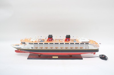 Großes Disney Magic Cruise Liner 100 cm Schiffsmodell mit LED-Beleuchtung