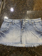 Guess Denim Low rise Mini Skirt Blue Distressed RawEdge Pocket Sz 28 EUC