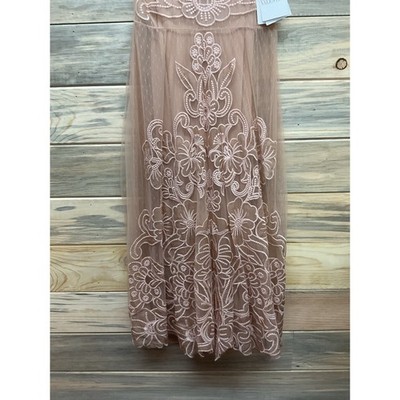 red valentino pink lace dress Red Valentino Tiered Lace Midi Dress In Baby Pink