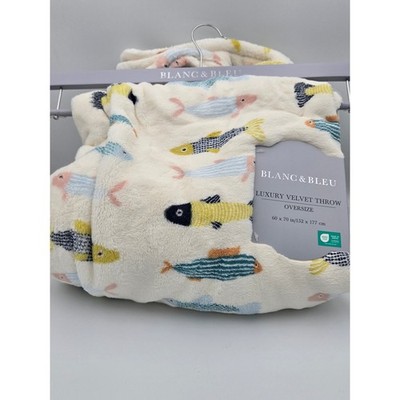Blanc & Bleu Luxury Velvet Throw Blanket Oversized 60x70 Fish Pattern Cream Blue