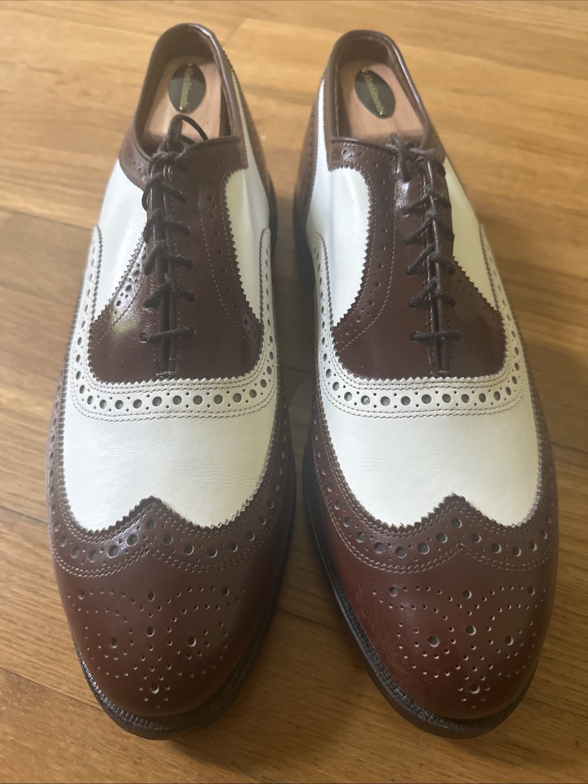 Allen Edmonds 11D Broadstreet Spectator Wingtip Leather Shoe Brown