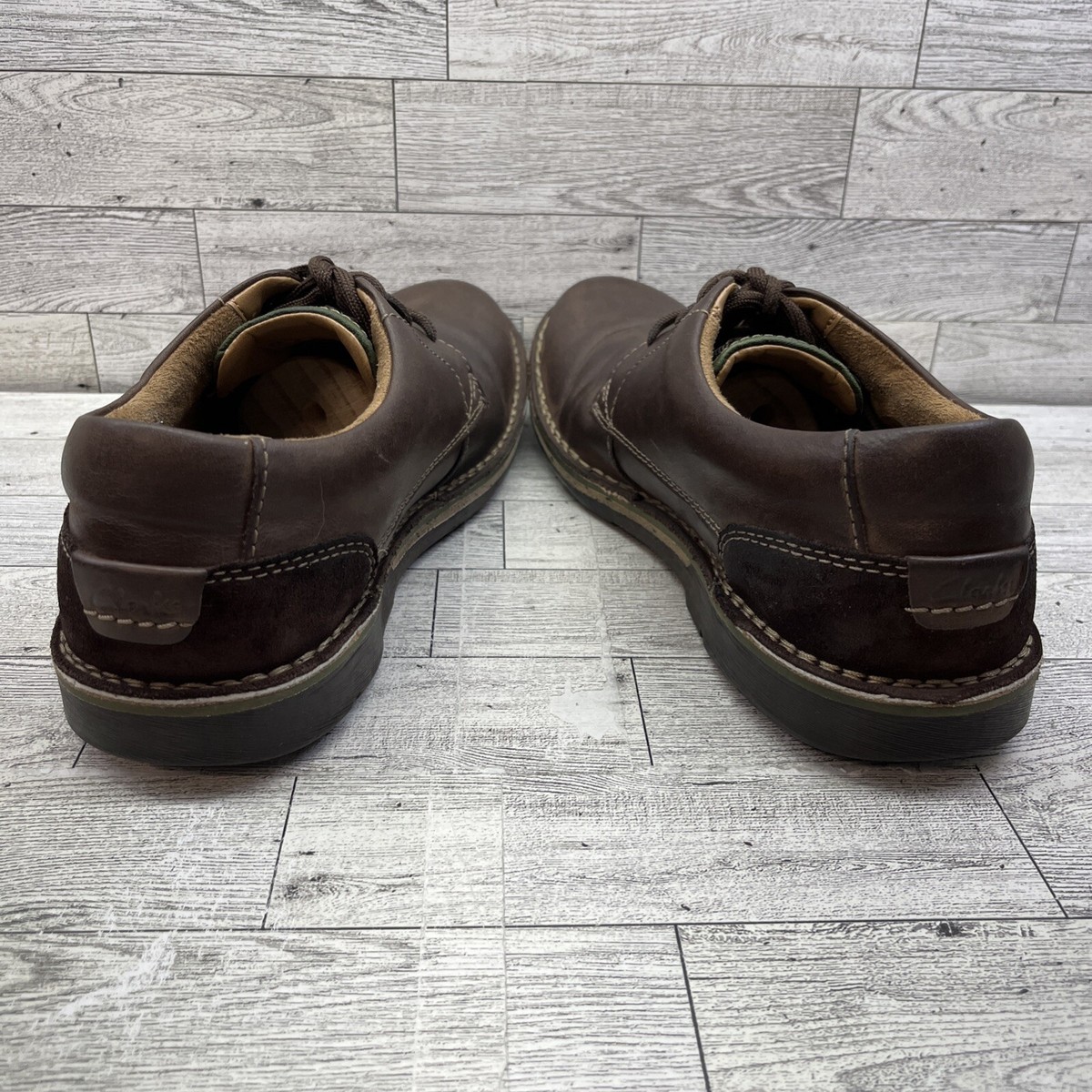 Clarks Edgewick Plain Brown Leather Oxford Lace Up Dress  display picture 1