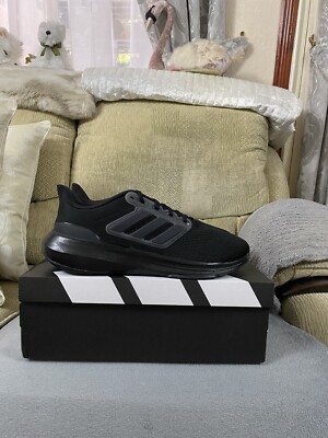 Adidas UltraBounce Laufschuhe Turnschuhe schwarz neu im Karton Größe 11,5 UK Herren HP5797
