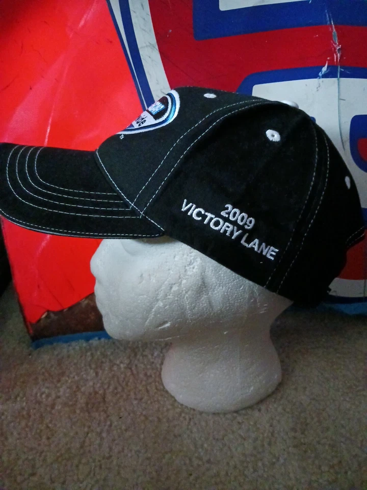 Sombrero Hendrick Motorsports 2009 Camping World 300 NASCAR Nationwide Victory Lane Foto 3 de 4