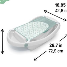 The First Years Sure Comfort Deluxe Baby Bath Tub, White/Green, 0-24 Months