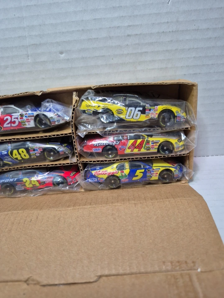 HMS Hendrick Motorsports 2006 6 coches Kelloggs Nascar promoción escala 1/64 diecast set Foto 3 de 4