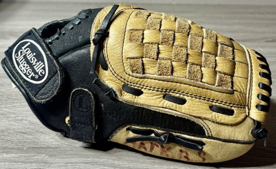 Louisville Slugger 11.5'' FP1152P Baseball Glove For Right Handers.