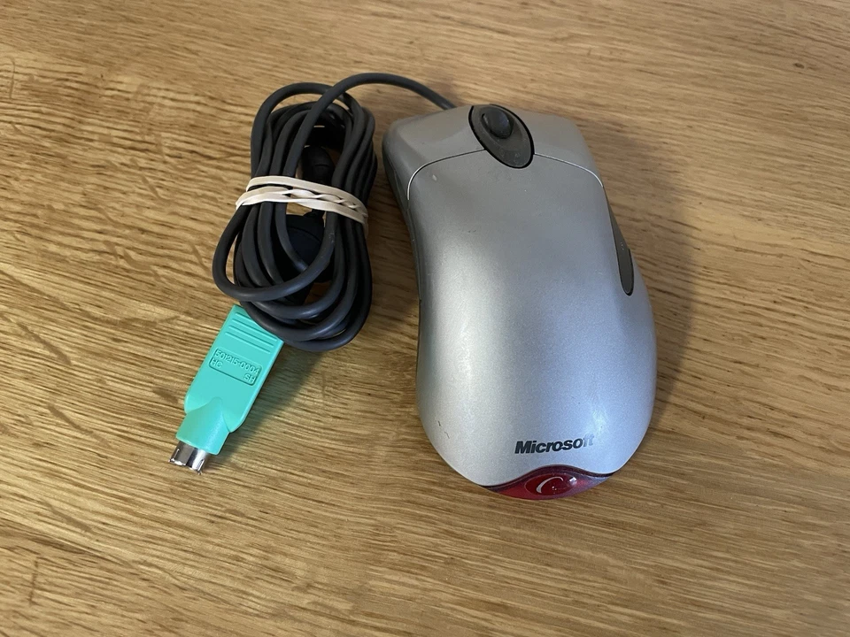 Microsoft IntelliMouse Explorer 3.0 USB -PS/2 kompatible Maus getestet