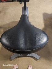 Life Fitness C3 Upright Indoor Cycling Exercise Bike with Advanced Console. 4