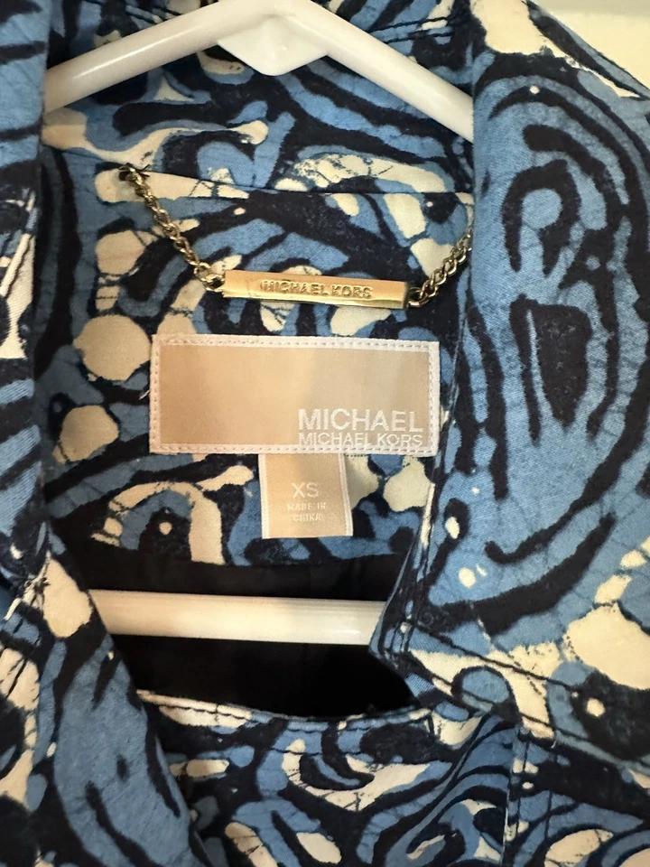 MICHAEL Kors Blue Paisley Print Belted Short Trench Coat MS52H971PJ - MSRP $225 - Image 4 of 4
