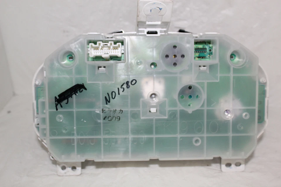 Cuadro de instrumentos velocímetro panel de instrumentos Mazda 2011-2014 2 indicadores 33.836 millas Foto 2 de 4