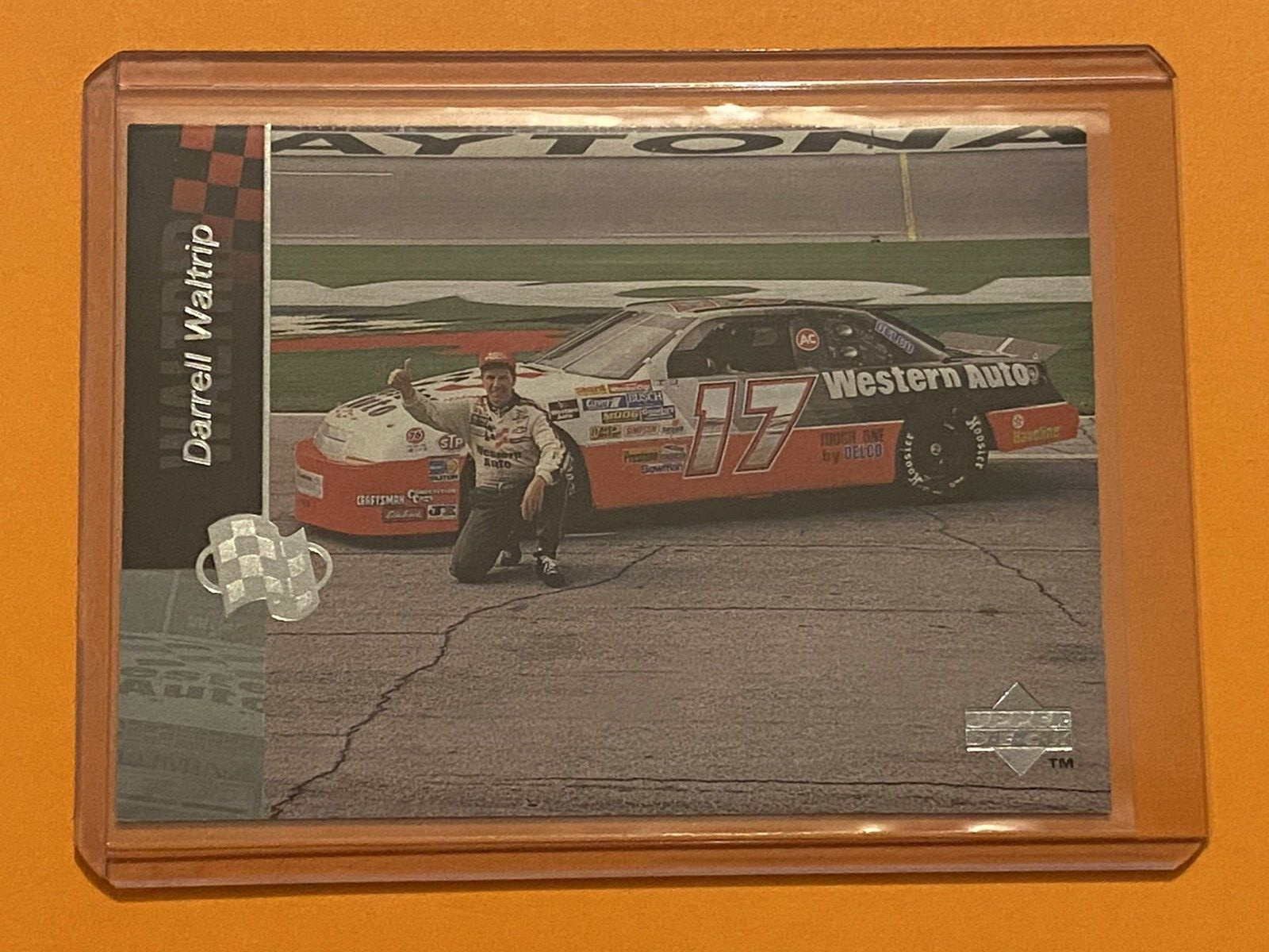1995 Upper Deck - #48 Darrell Waltrip
