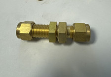 Dk-Lok, Bulkhead Union, 6 mm OD Brass