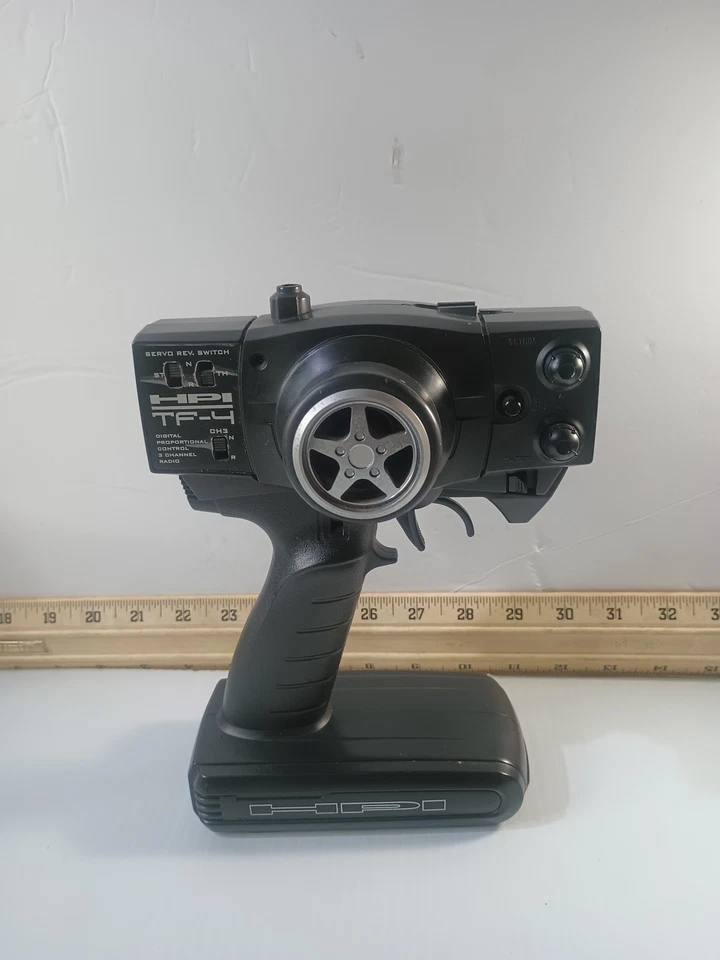 Transmisor Control Remoto HPI TF-4 RC 3 Canales Sin Antena Sin Chip Usado.  Foto 3 de 4