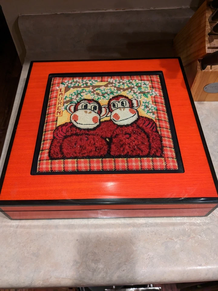 Personalized keepsake Box Customized Name "Lauren"  hand stitched - Image 2 of 4