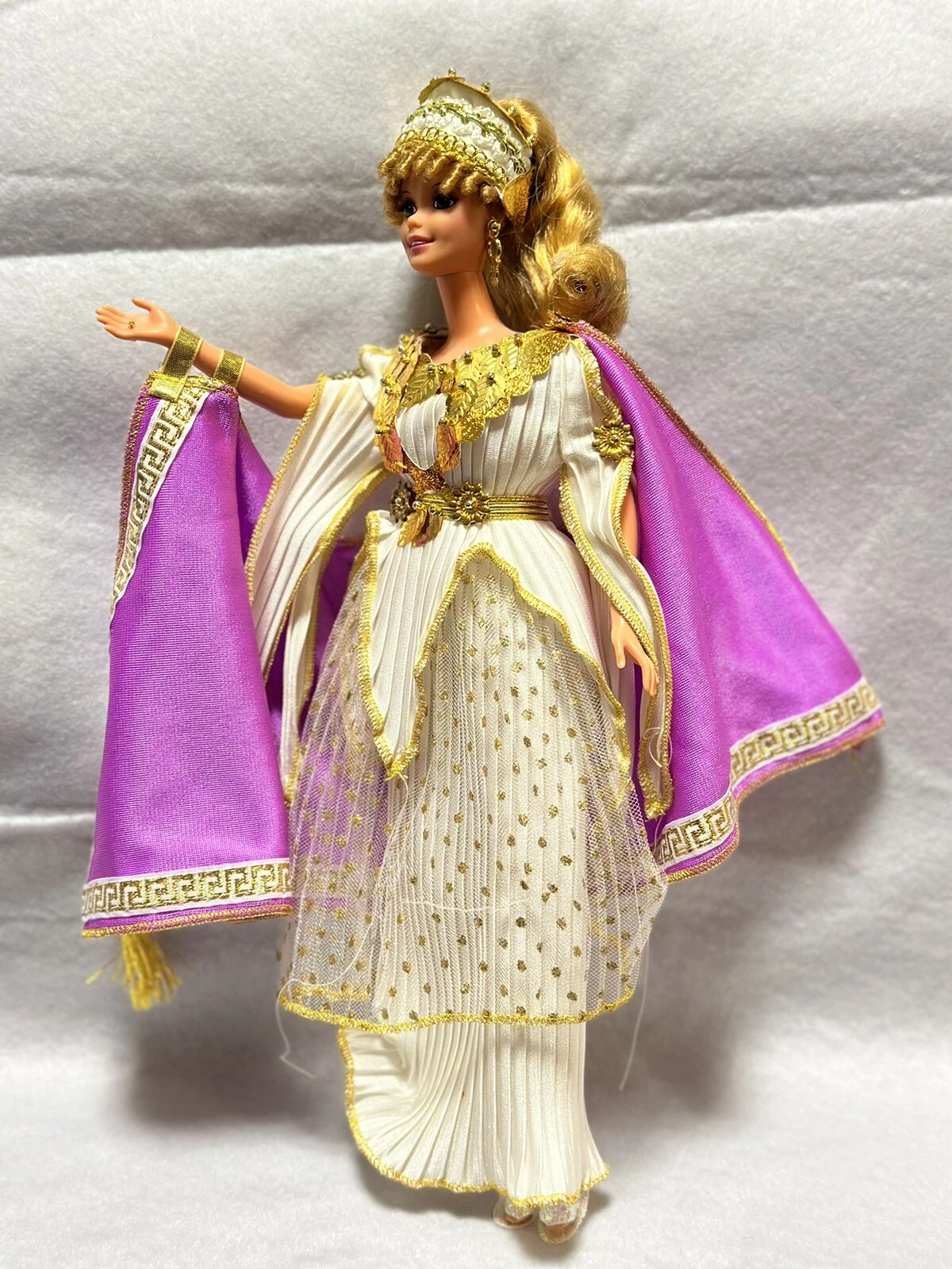 Poupée Barbie Grecan Goddess 1996 1996 avec boite Greek God Fashion Doll - Photo 1/4