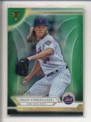 NOAH SYNDERGAARD 2018 TRIPLE THREADS #21 EMERALD PARALLEL #137/259 AK4946