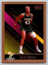 1990-91 SkyBox #166 Jack Sikma Milwaukee Bucks