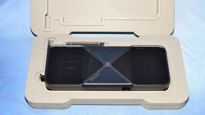 NVIDIA GeForce RTX 5090 FE Founders Edition 32GB Graphics card