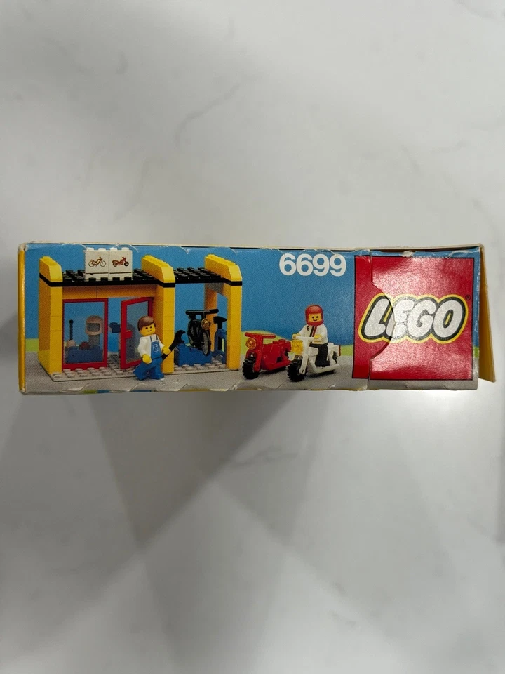 LEGO 6699 Cycle Fix-It Shop – 1987 – Brand New Sealed – Vintage Town Classic – R - Image 4 of 4
