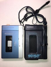 Sony Walkman TPS-L2 Guys  Dolls First Model Original Case Rare Early Serial JP