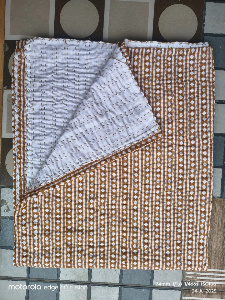 Indian Hand Block Print Kantha Quilt Blanket Cotton King Size Bedspread Throw - Image 2 of 4