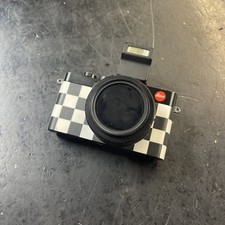 LEICA D-LUX7 VAULT VANS X RAY BARBEE 3952 Camera with Battery, Lens, & Flash