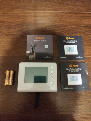 Hive Heating - Modell SLT2 programmierbarer Thermostat