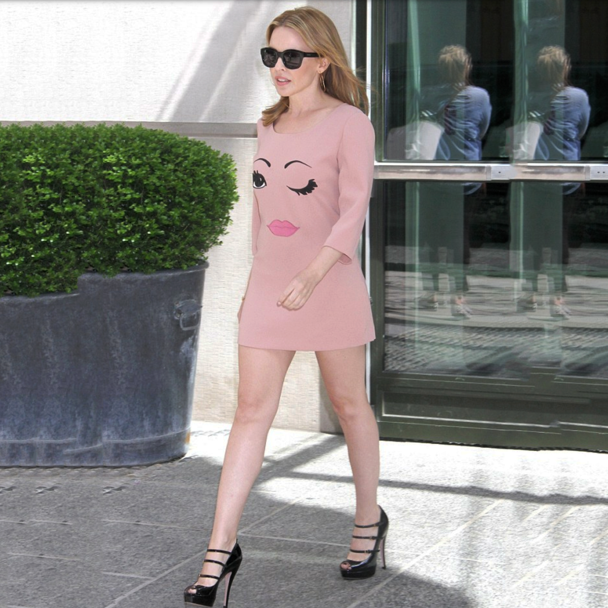 MOSCHINO CHEAP AND CHIC blush pink wink dress size 8 Style worn by