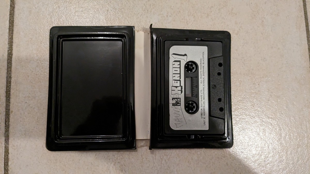 Jeu cassette XENON en boite pour ORIC 1 ORIC1 ORIC-1 ATMOS Jeu cassette XENON en boite pour ORIC 1 ORIC1 ORIC-1 ATMOS