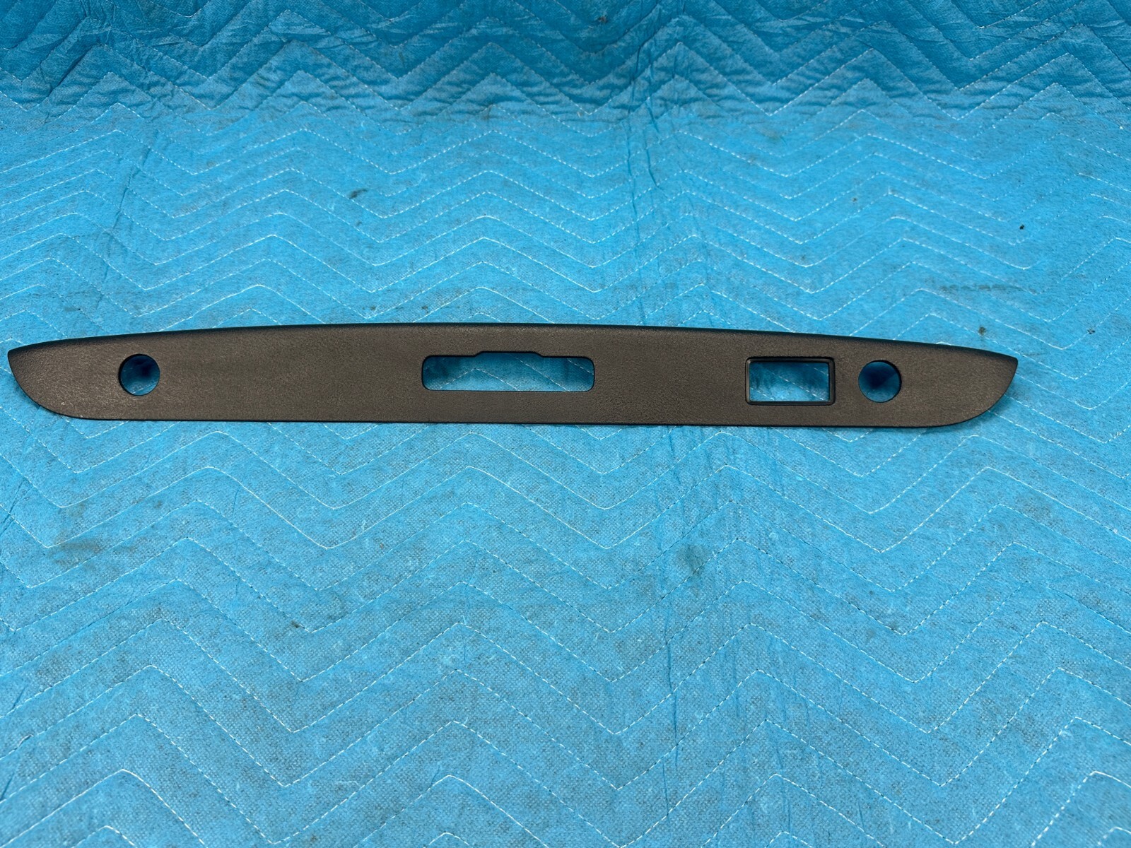 Bentley Cont Flying Spur Trunk Lid Lock Latch Trim Bezel Panel 29k 2006-2012 OEM