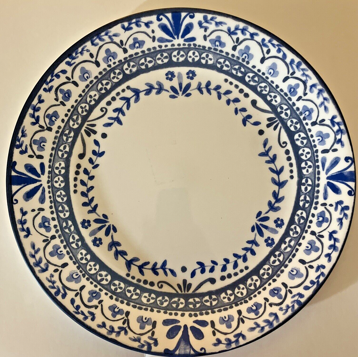 Corelle Dishes Portofino Corelle 16-Piece Mugless Dinnerware Set