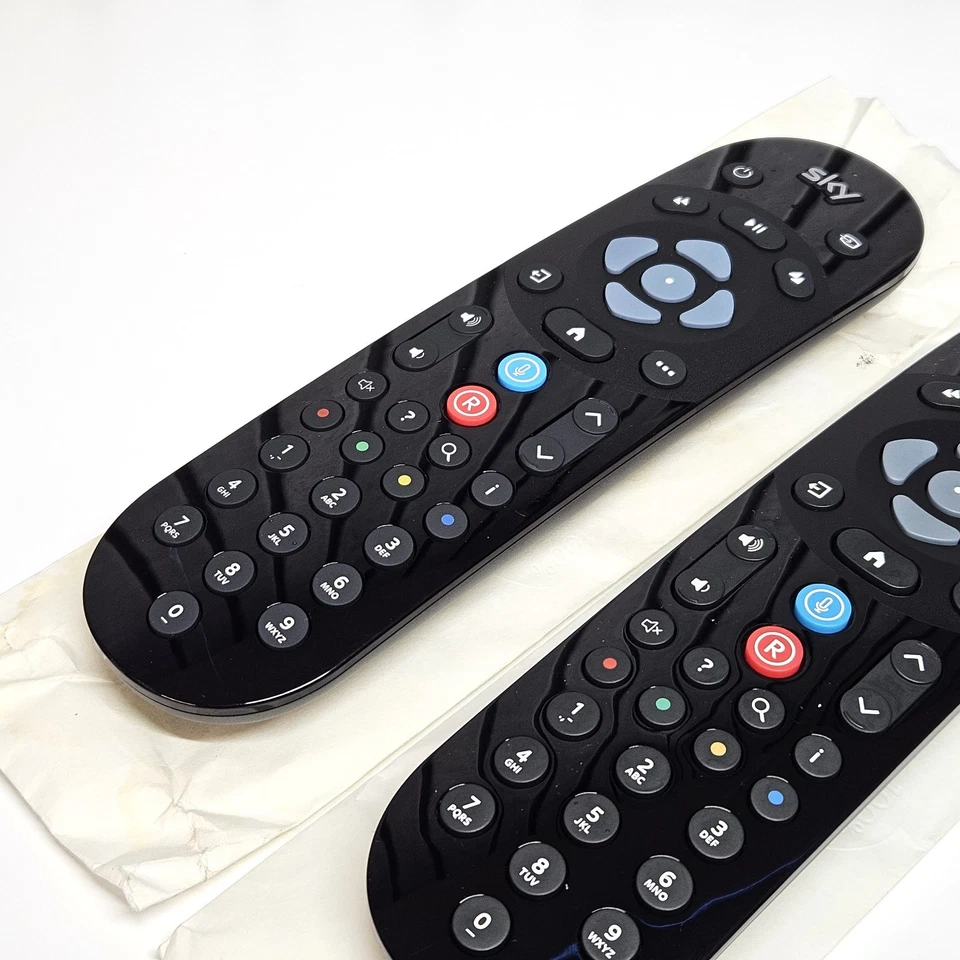 2x SKY Q Genuine Bluetooth Remote Controller with Voice Control (EC202) - New - Image 3 of 4