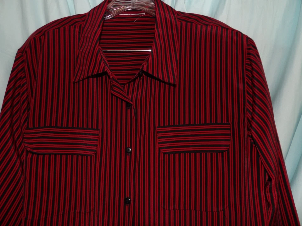 Red Black Striped Collared Long Sleeve Button Up Women's Size 2X - Image 2 of 4