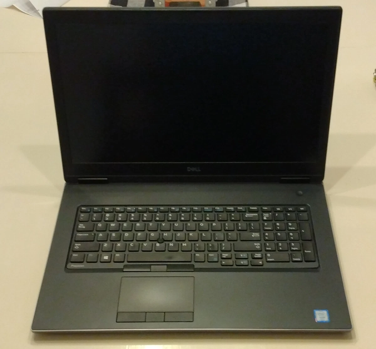 Windowsノート本体 dell precision 7730 i7 8750h 16/256/500 Windows