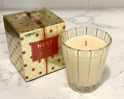 NEST Fragrances Sugar Cookie Classic Scented Candle 8.1 oz Holiday Collection