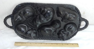 1985 Cast Iron John Wright Co. Cat Nap Muffin Cake Mold Pan USA Sleeping Kittens