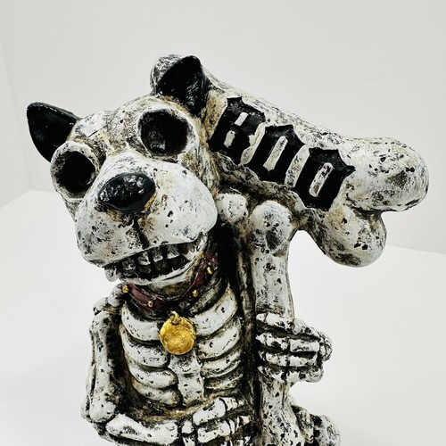 Decoración de Halloween Esqueleto Perro Sosteniendo Boo Hueso Signo Figura de miedo 10 pulgadas - Imagen 2 de 10