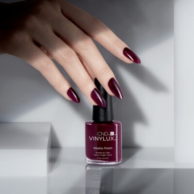 CND Vinylux Berry Boudoir #251 Hot Color 0.5 oz/15 mL Long Lasting Nail Polish