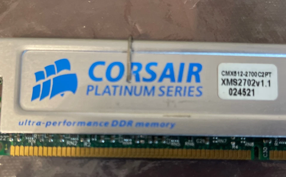 Corsair Platinum Series DDR Memory 512MB CMX512-2700LLPT XMS2700 333MHZ - Image 3 of 4