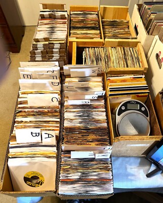 45 RPM Records:  All Genres & Labels:  1940s - 1980s:  VG to NM-:  $ 2.00 SHIPS!